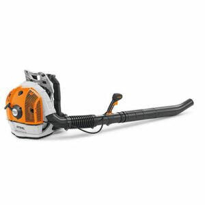 BR600 backpack blower